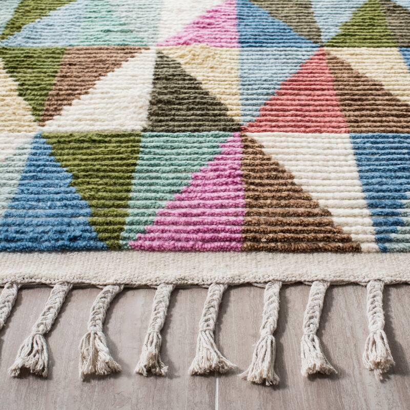SAFAVIEH Hand-knotted Kenya Zakia Southwestern Tribal Wool Rug