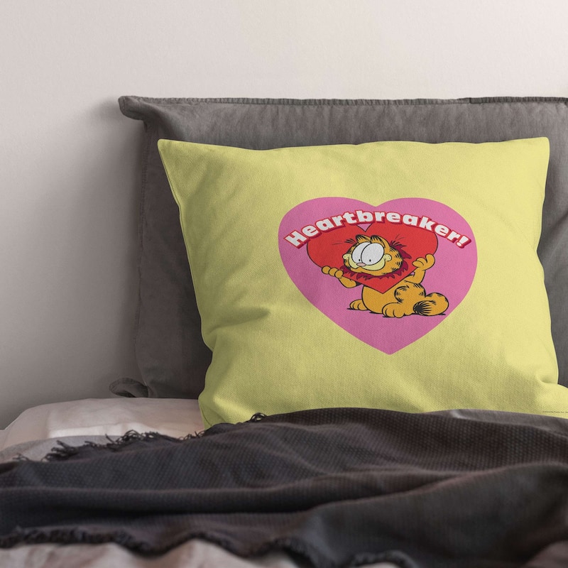 Nickelodeon Garfield Heartbreaker 18 Inch Throw Pillow