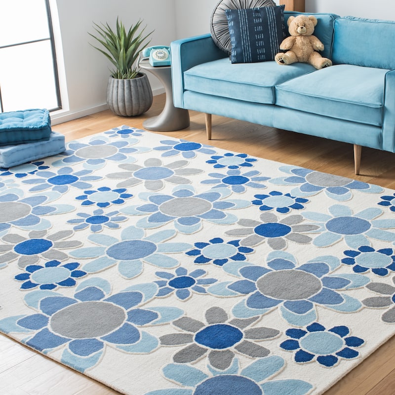 SAFAVIEH Handmade Kids Miens Floral Wool Rug