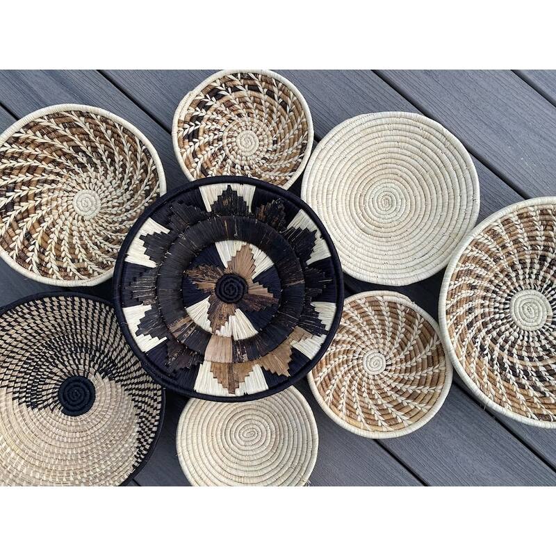 Set Of 8 Natural Color Wall Hanging Baskets 7.5"-12" - Black