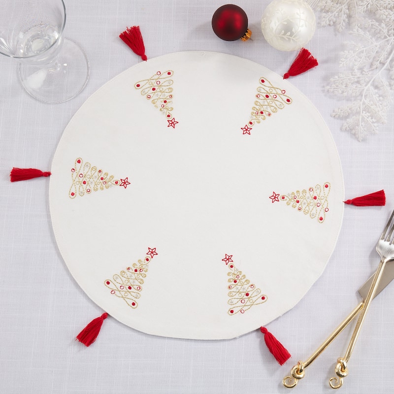 Embroidered Placemats With Christmas Trees Design (Set of 4)