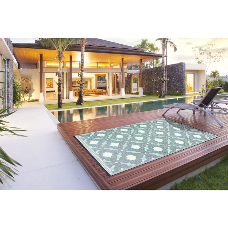 Reversible Mats Plastic Outdoor Rug for Camping, Patio, Backyard, RV, Picnic, Deck