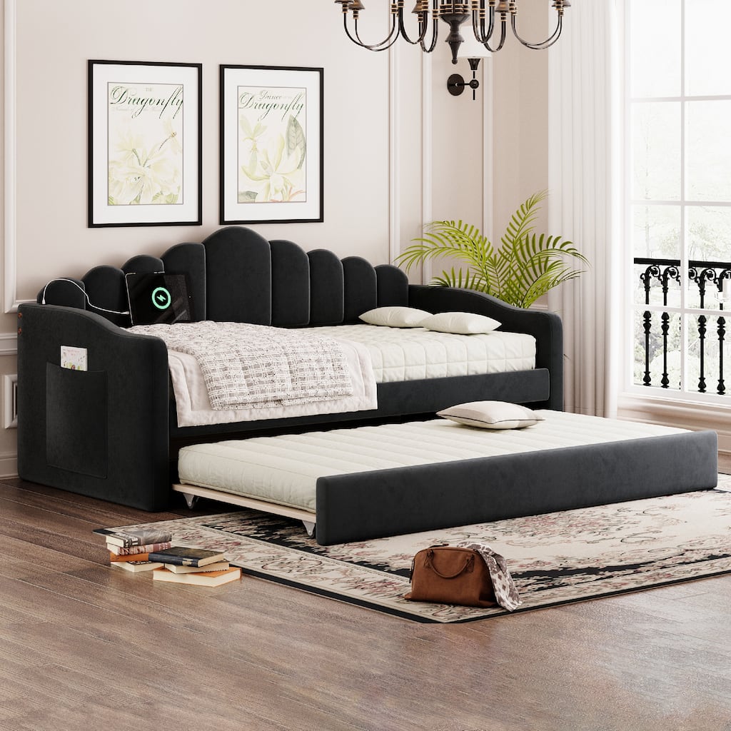 Twin size Upholstered Daybed with Trundle ,Velvet Sofabed with USB Charging Ports,No Box-spring Needed,Black