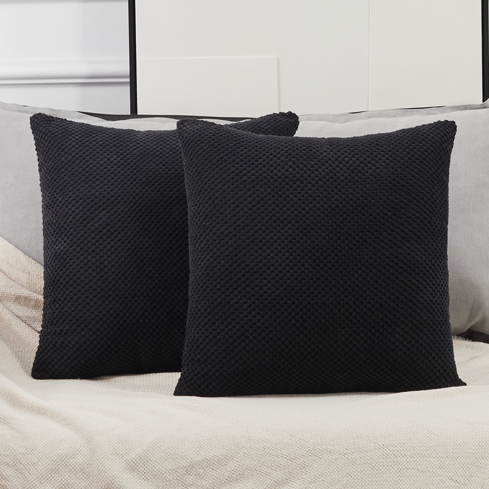 Black bedroom pillows 2025