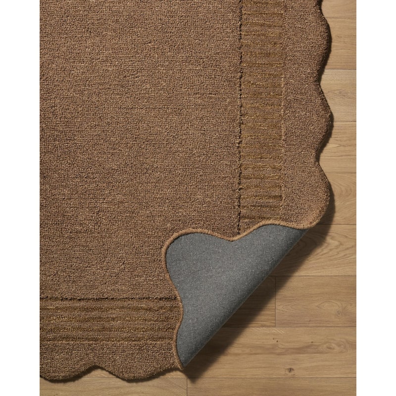Livabliss Scalloped Modern & Contemporary Area Rug
