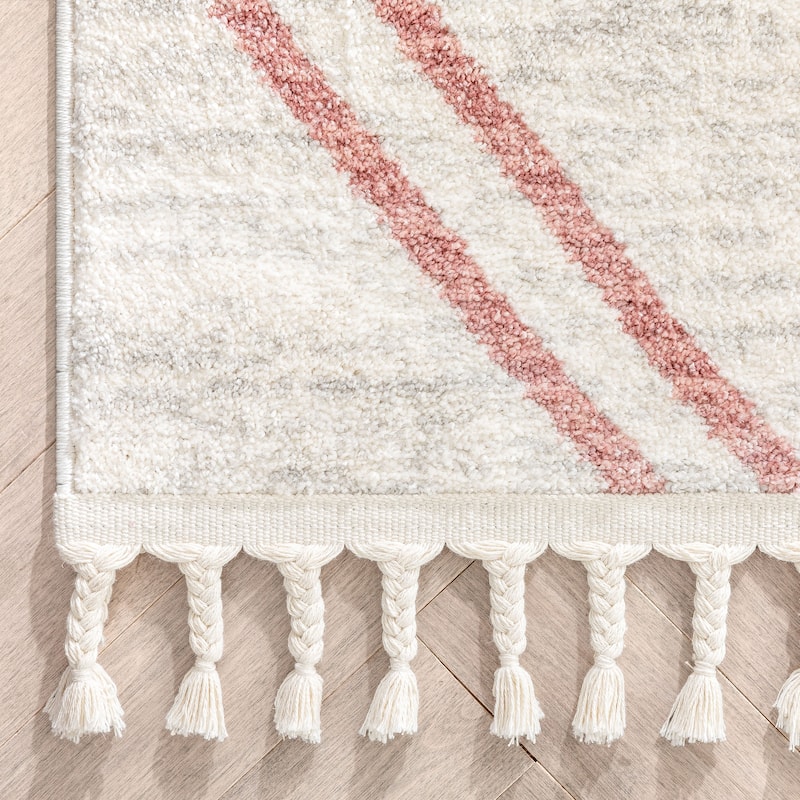 Well Woven Kennedy Reeve Modern Chevron Pattern Area Rug
