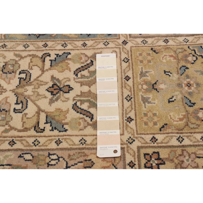 ECARPETGALLERY Hand-knotted Royal Sarough Cream Wool Rug - 5'5 x 7'10