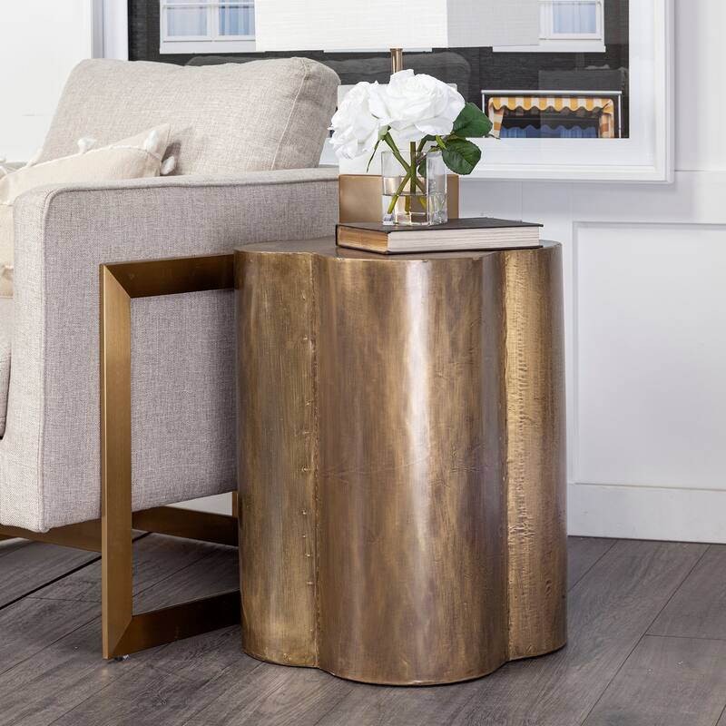 Quatrefoil Gold Flower W/ Wooden Top Brass Cladding Accent Table - Brown/Gold