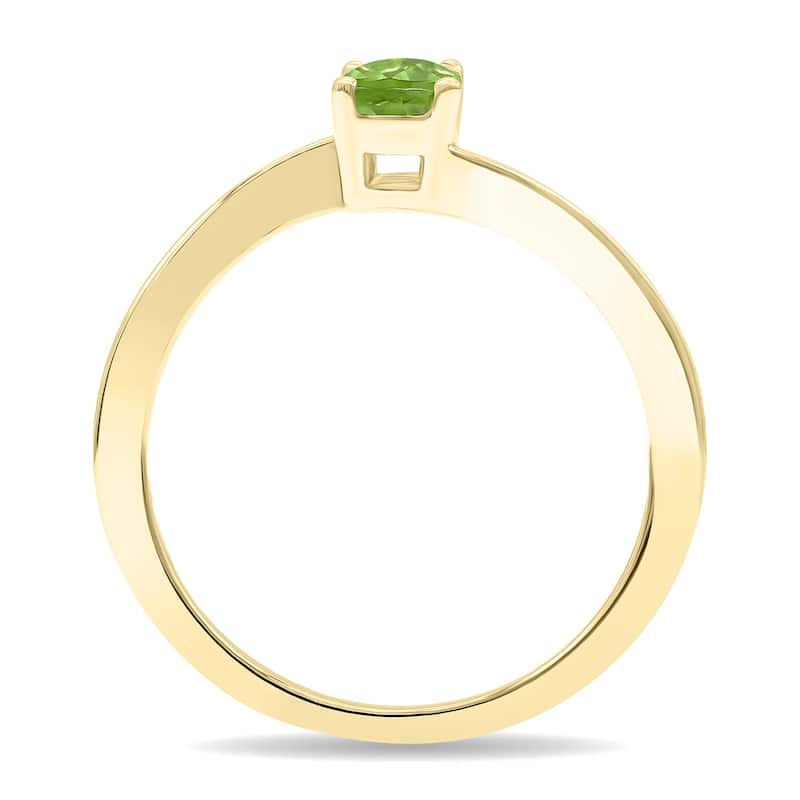 Women's Solitaire Oval Shaped Peridot Wave Ring in 10K Yellow Gold