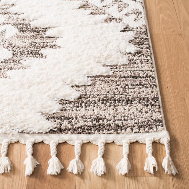 SAFAVIEH Moroccan Tassel Shag Iulieana Boho Tribal 2-inch Thick Rug
