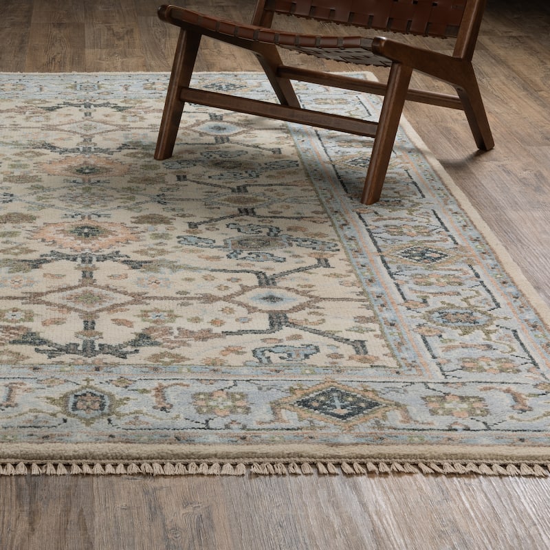 Maylin Traditional Oriental Ivory/ Light Blue Area Rug - 6' x 9' - Rectangle