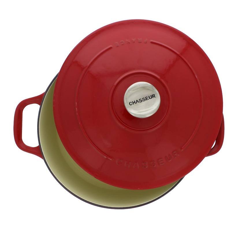 Chasseur 6.25-quart Red French Enameled Cast Iron Round Dutch Oven