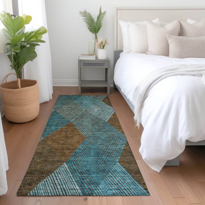 Machine Washable Indoor/ Outdoor Diamond Stripes Chantille Rug