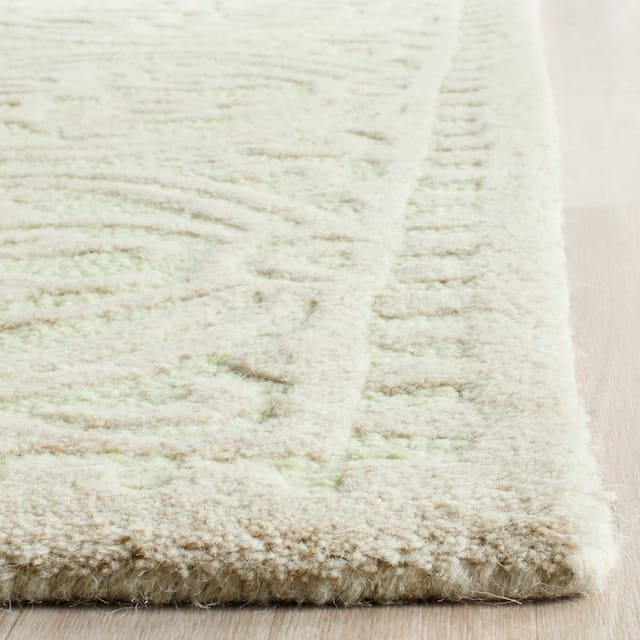 SAFAVIEH Handmade Cambridge Myrtis Moroccan Wool Rug