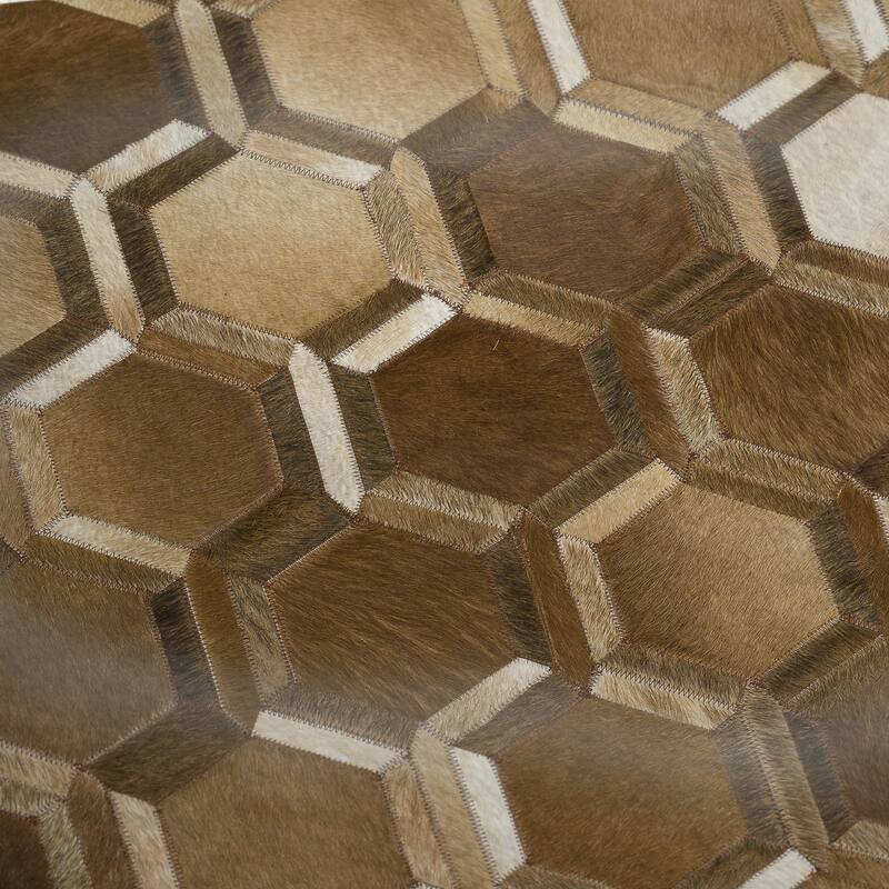 HomeRoots 50" X 70" Brown And Beige Geometric Microfiber Plush Throw Blanket