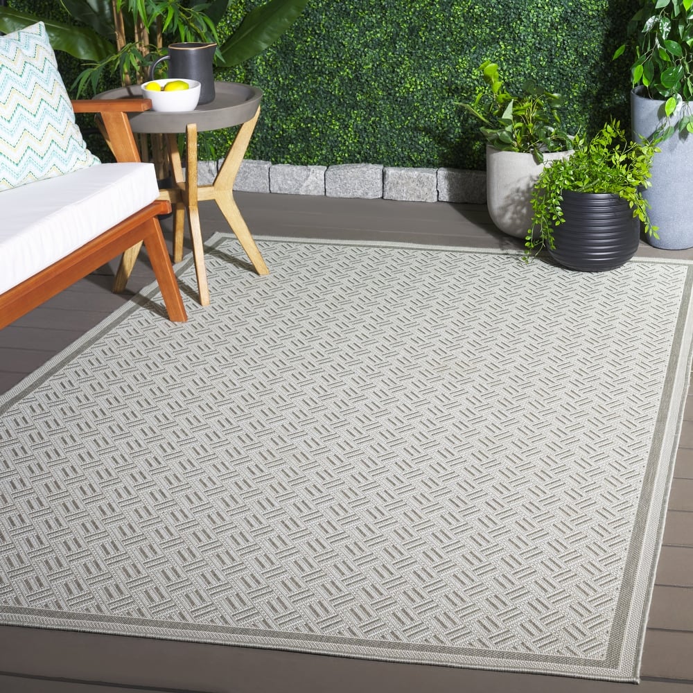 SAFAVIEH Terrace Elita Indoor/Outdoor Washable Backyard Patio Rug