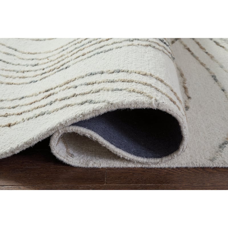 Signature Design by Ashley Deenbury Beige/Green 5' x 7' Area Rug - 61" W x 84" D x 0.5" H