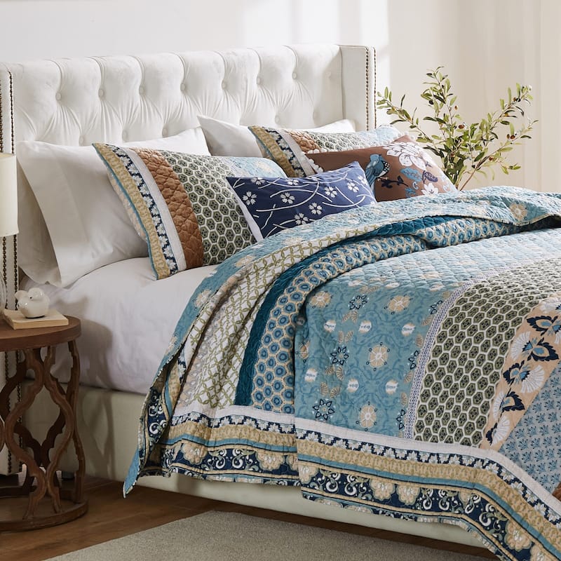 Greenland Home Fashions Thalia Velvet-Embellished Cotton Quilt Set