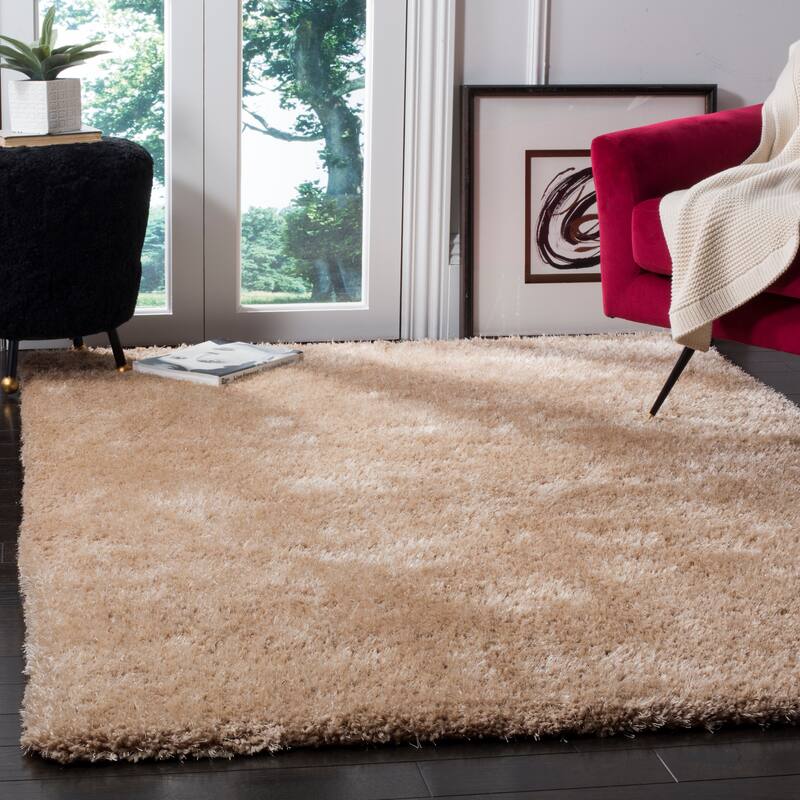 SAFAVIEH Handmade Toronto Shag Mikaela Polyester Rug - 4' x 6' - Beige
