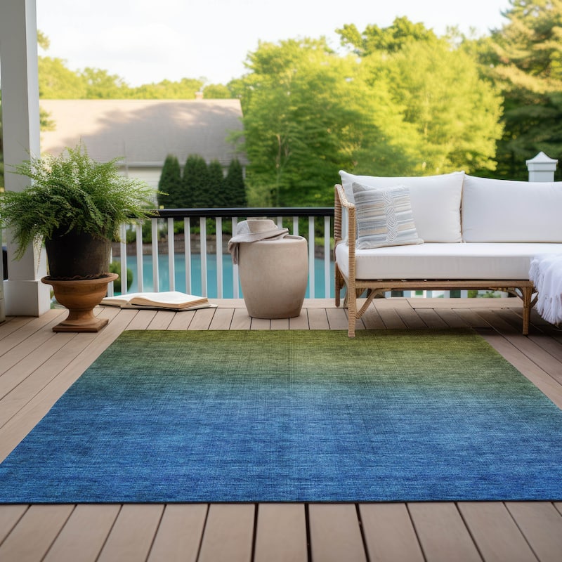 Machine Washable Indoor/ Outdoor Chantille Modern Ombre Rug