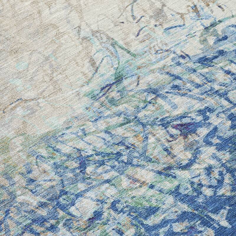 Machine Washable Indoor/ Outdoor Abstract Scribble Chantille Rug