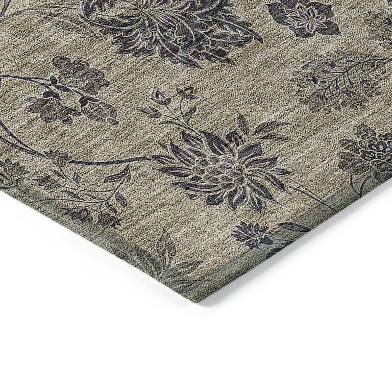 HomeRoots Floral Transitional Rectangle Outdoor Rug