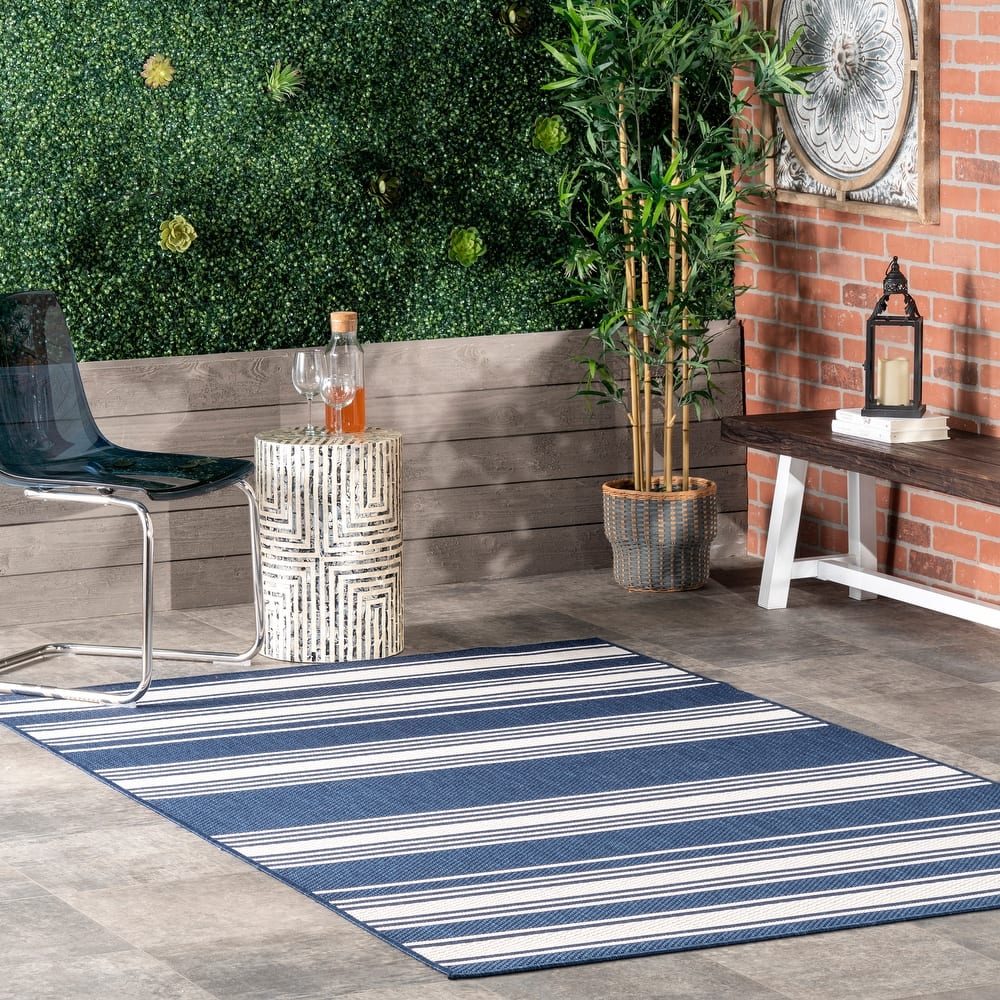 Nuloom Romy Striped Indoor/Outdoor Area Rug