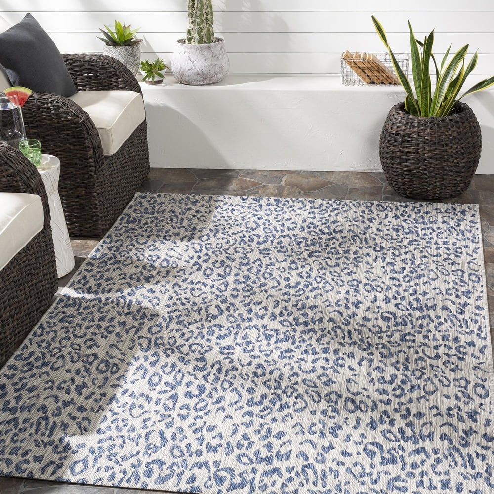 Livabliss Eagean Indoor/ Outdoor Leopard Print Area Rug