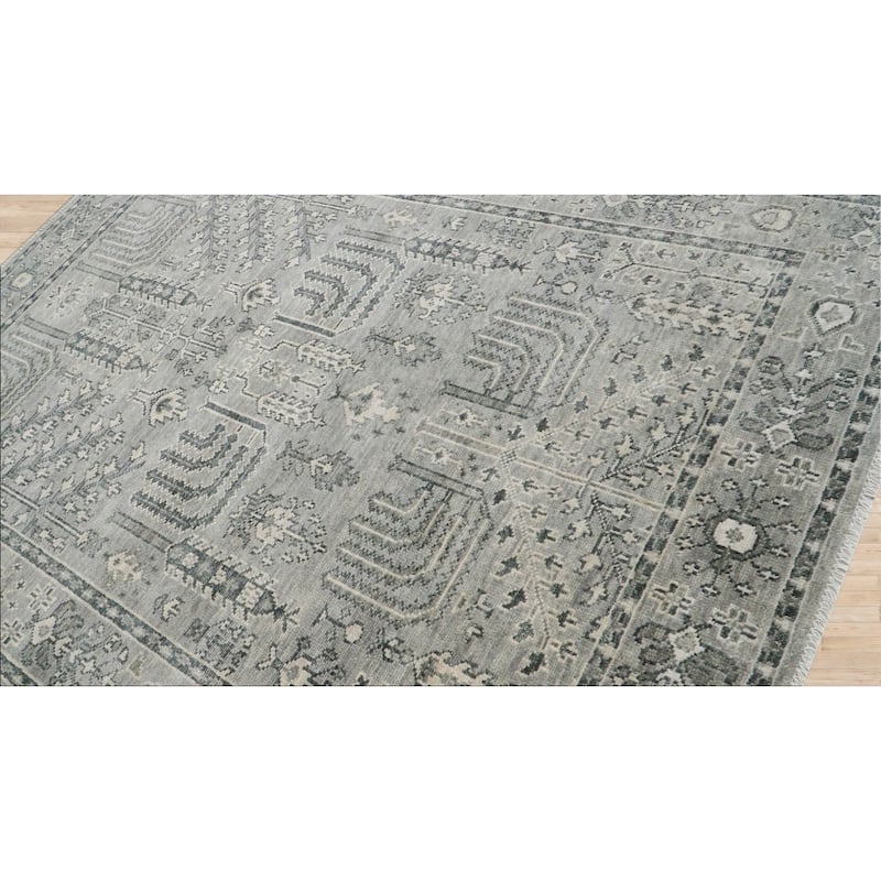 Hand Knotted Gray Turkish Oushak Wool Traditional Oriental Area Rug - 7' 11'' x 10'