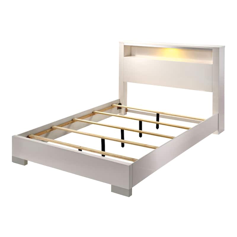 Champs Contemporary Eastern King Solid Wood 3-Piece Storage Panel Bed Set with USB Port by Furniture of America
