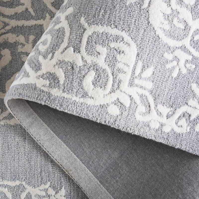 SAFAVIEH Handmade Metro Doritta Wool Rug