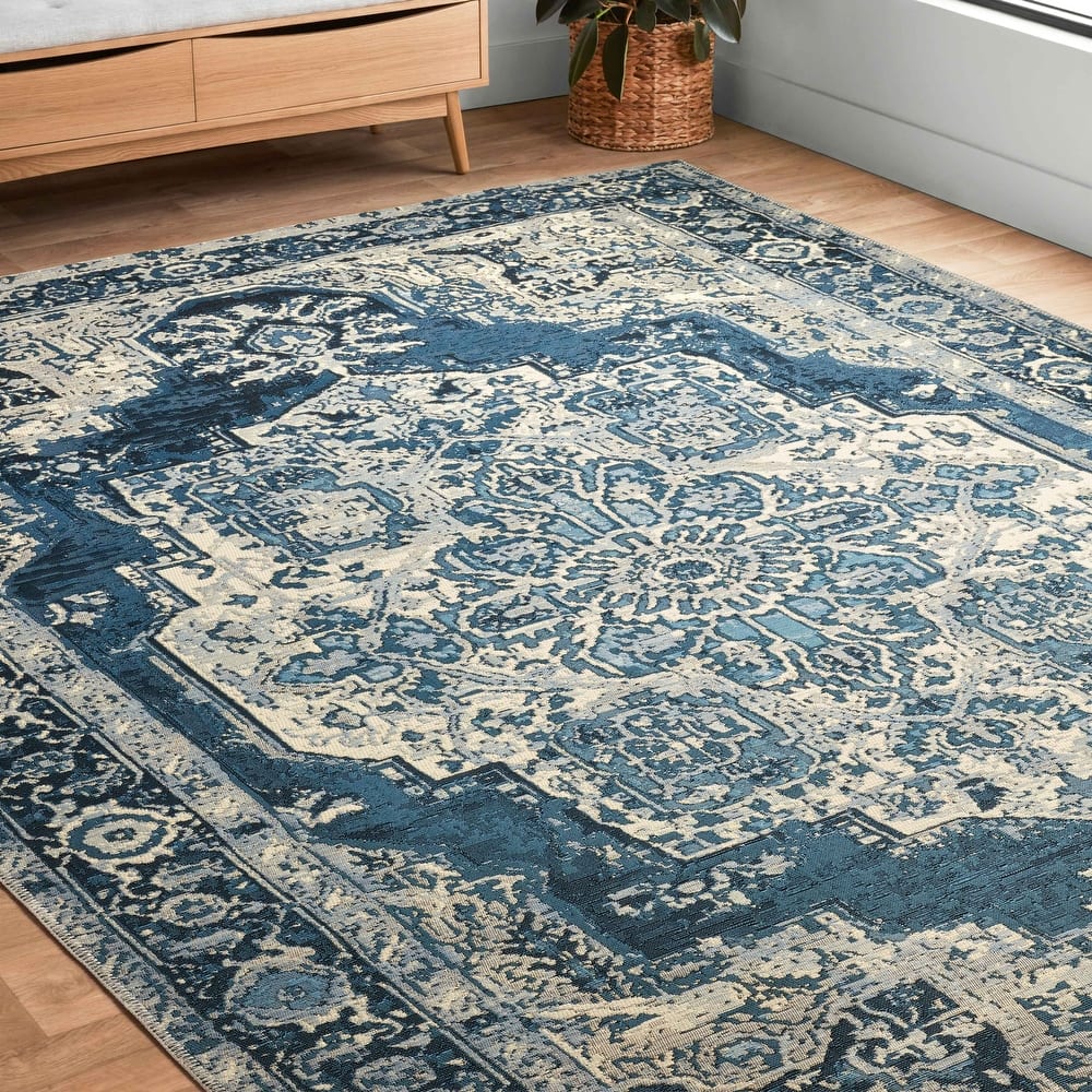 Alexander Home Armanda Modern Floral Indoor/ Outdoor Area Rug