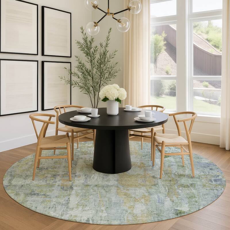 Machine Washable Indoor/ Outdoor Muted Ombre Chantille Rug