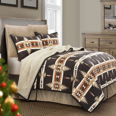 Paseo Road Yosemite Southwestern Aztec Bedding 3 Piece Reversible Quilt Set with Pillow Shams