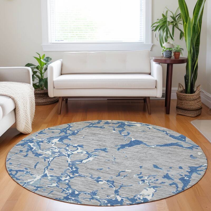 Machine Washable Indoor/ Outdoor Abstract Camo Chantille Rug - Gray - 8' x 8'