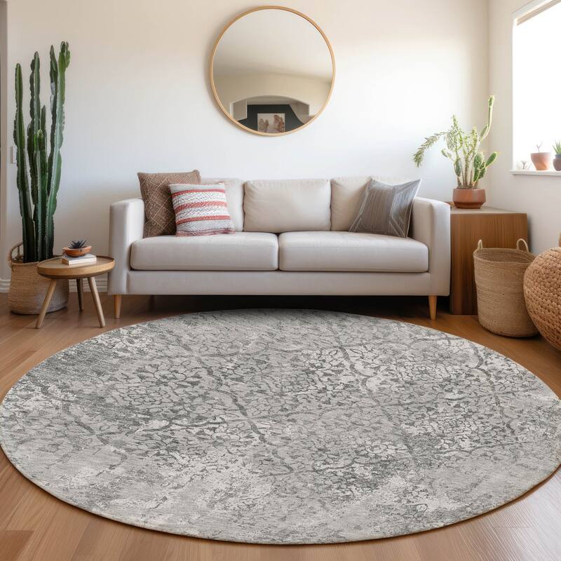 Machine Washable Indoor/ Outdoor Chantille Distressed Traditional Rug