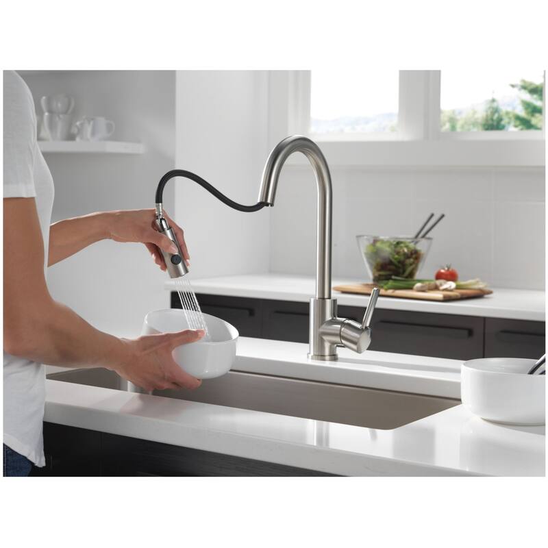Peerless P7946LF Precept 1.5 GPM Deck Mounted Pull Down Kitchen Faucet