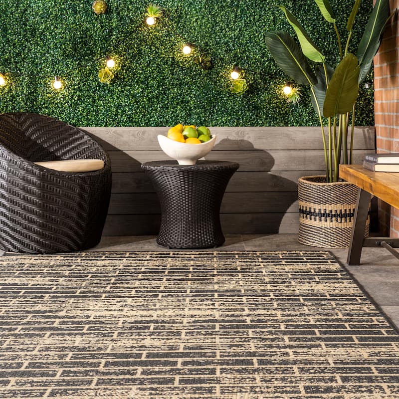 Nuloom Justina Abstract Brick Indoor/Outdoor Area Rug