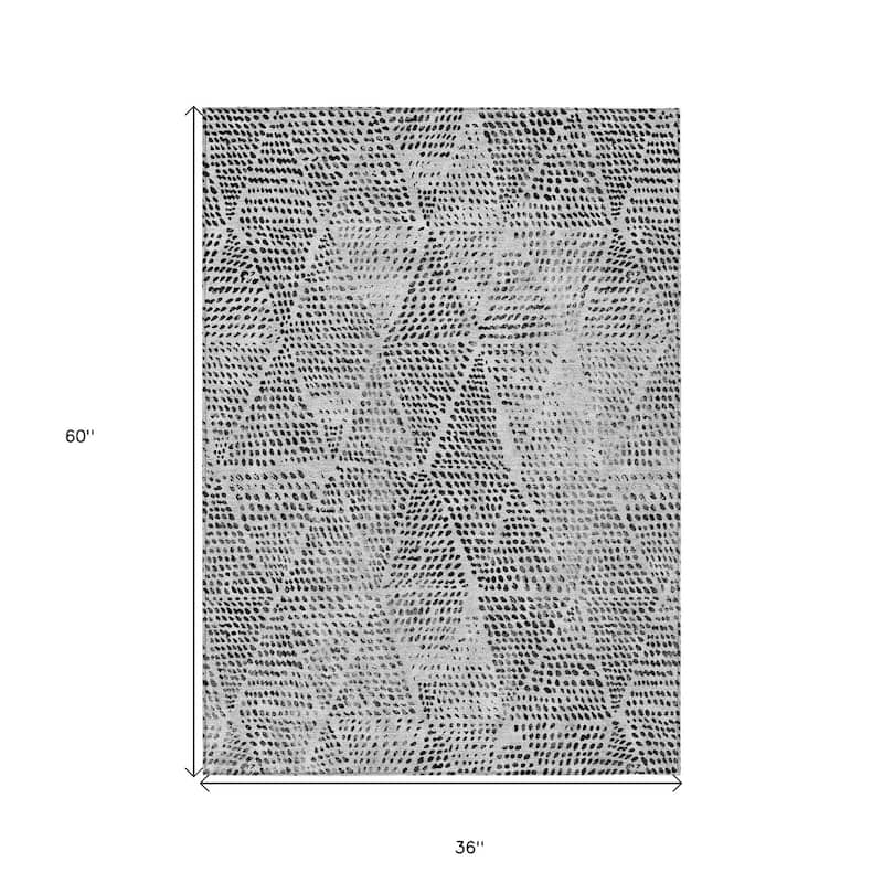 HomeRoots Geometric Transitional Rectangle Outdoor Rug