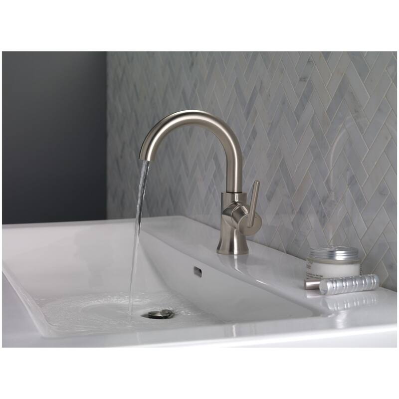 Delta 559HAR-DST Trinsic 1.2 GPM Single Hole Bathroom Faucet with Push