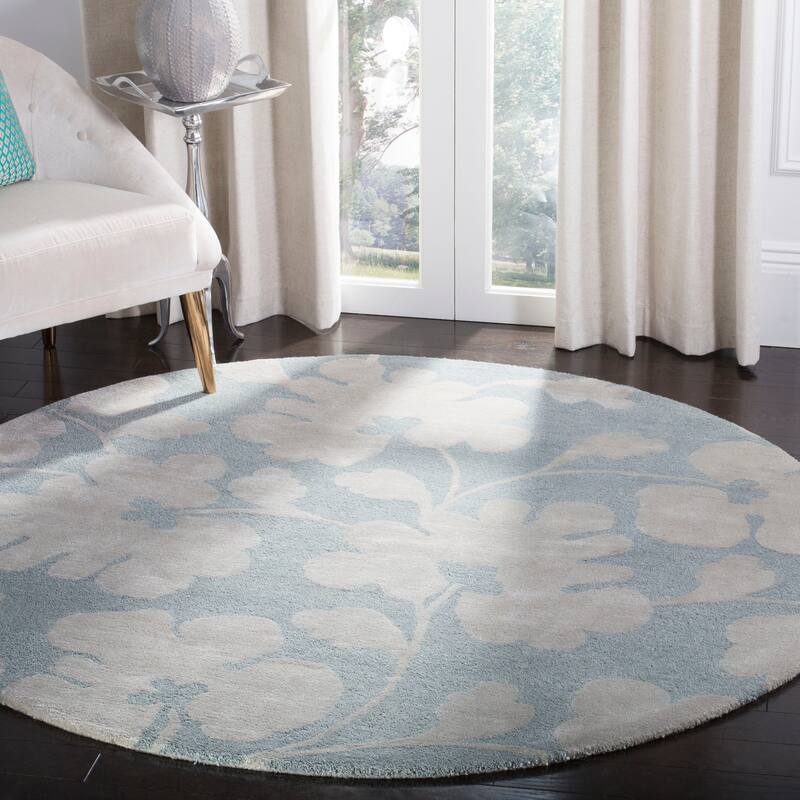 SAFAVIEH Handmade Soho Kaylyn Floral N.Z. Wool Rug - 6' Round - Light Blue/Silver