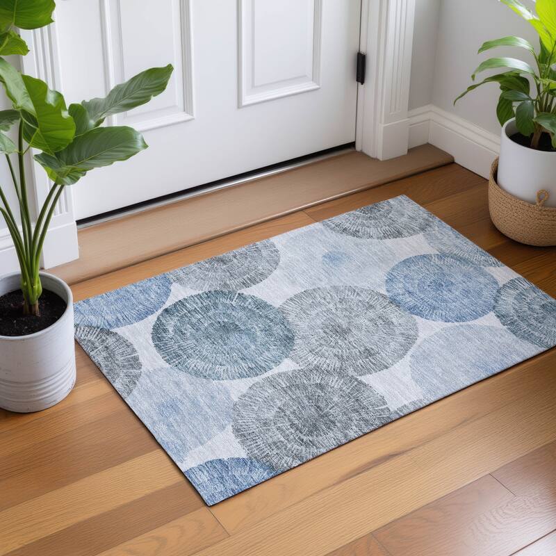 Machine Washable Indoor/ Outdoor Contemporary Devaughn Chantille Rug