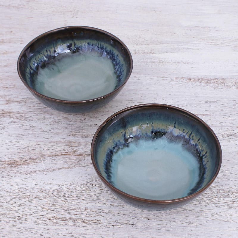 Novica Handmade Blue Crush Ceramic Cereal Bowls (Pair)