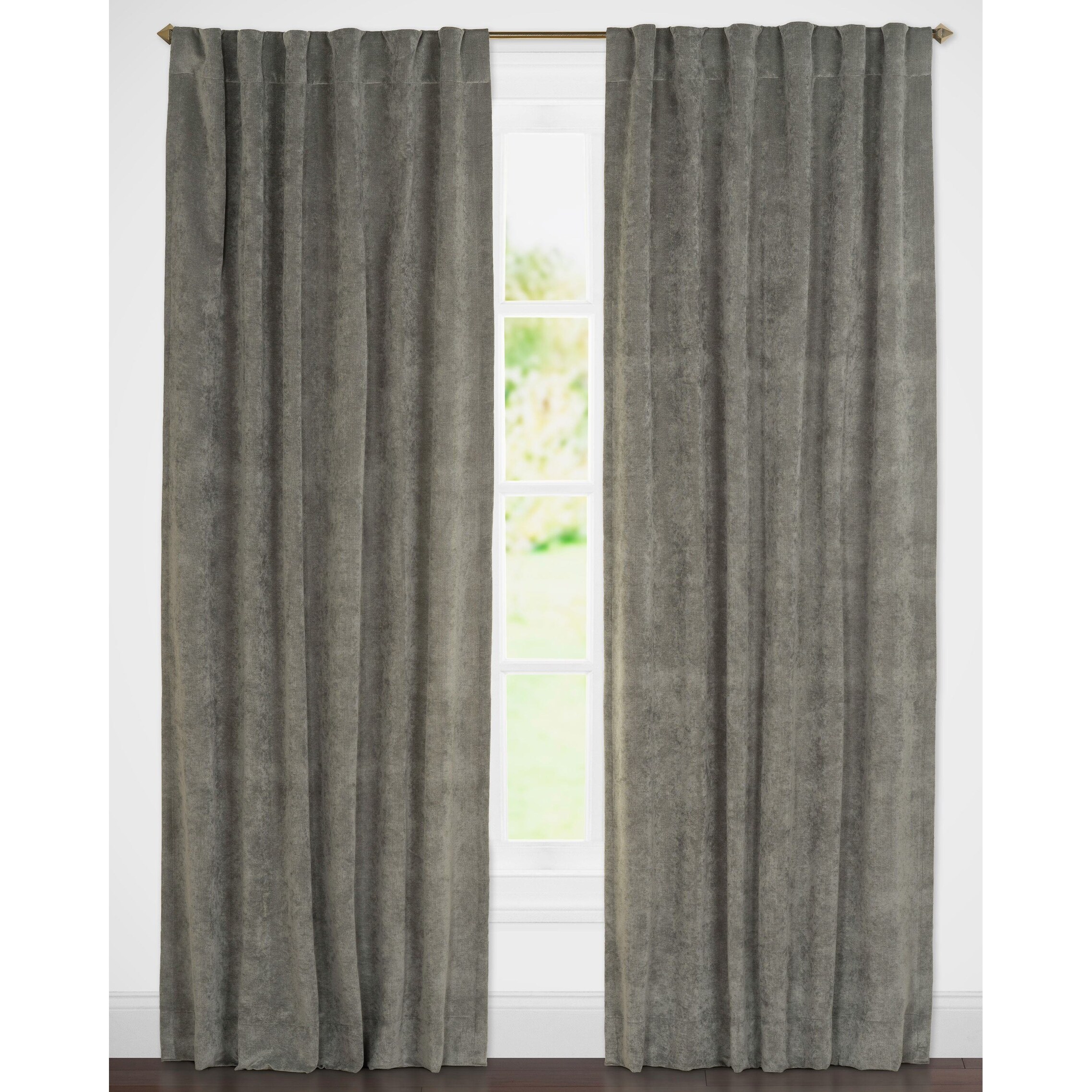 как выглядит Padma Velvet 50x84 Back-Tab Curtain Panel Single Panel фото
