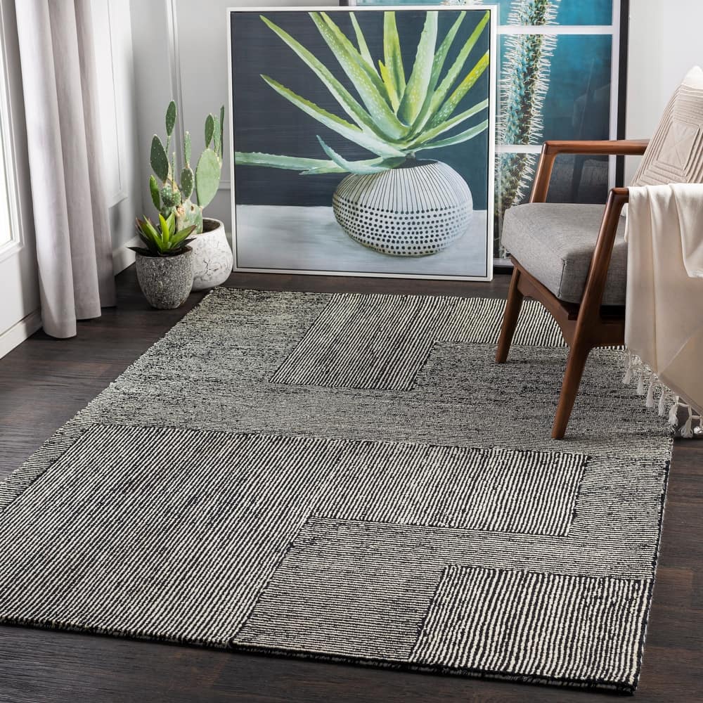 Livabliss Wazney Handmade Wool Farmhouse Area Rug