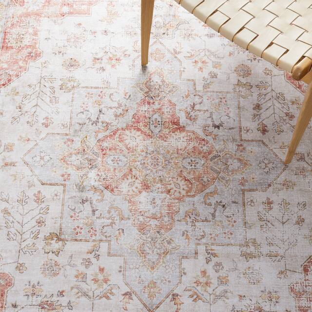 SAFAVIEH Tucson Machine Washable Slip Resistant Korneliya Oriental Medallion Rug