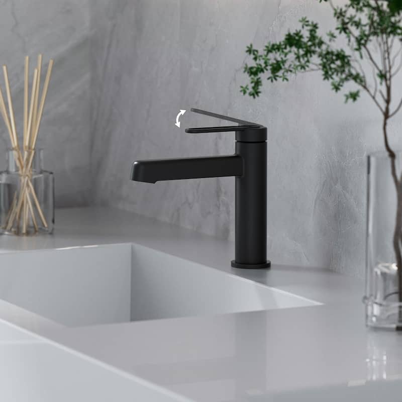 Single Hole Bathroom Faucet