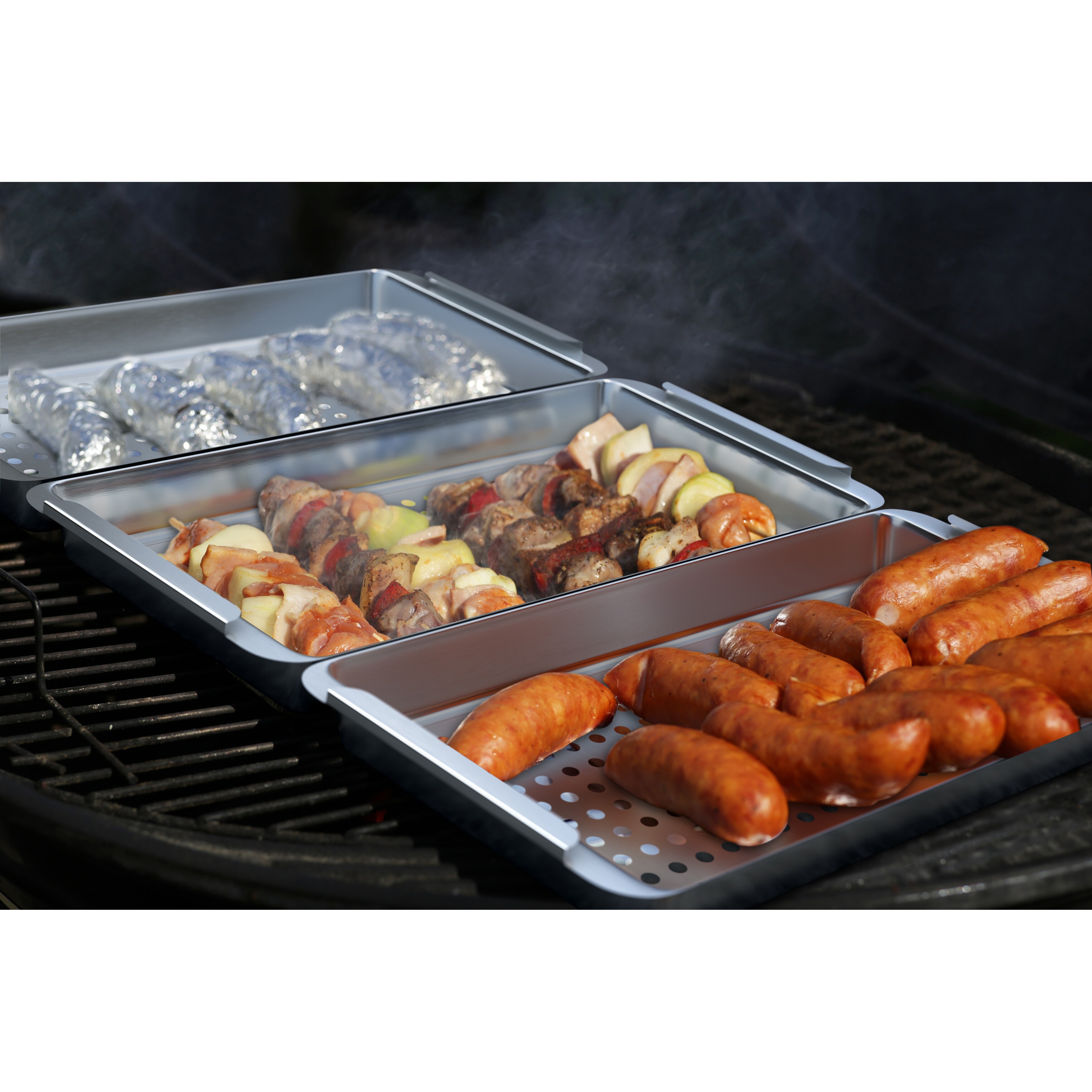 https://ak1.ostkcdn.com/images/products/is/images/direct/8e2ce9b95051273ea9ca33aa7a66ef20c33720fd/Yukon-Glory-BBQ-N-SERVE-Grill-Basket-Set-Includes-3-Grilling-Baskets-a-Serving-Tray-and-Clip-on-Handle.jpg
