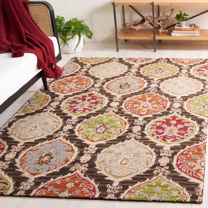 SAFAVIEH Handmade Heritage Stanka Traditional Wool Rug - 3' x 5' - Red/Green