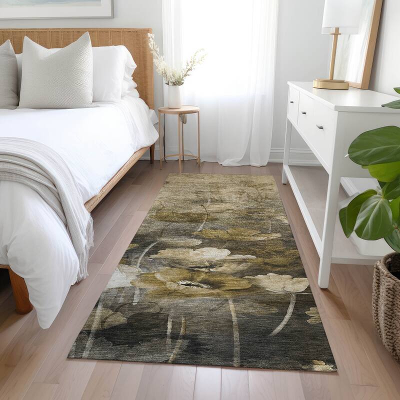 Machine Washable Indoor/ Outdoor Chantille Modern Floral Rug - 2'3" x 7'6" - Taupe